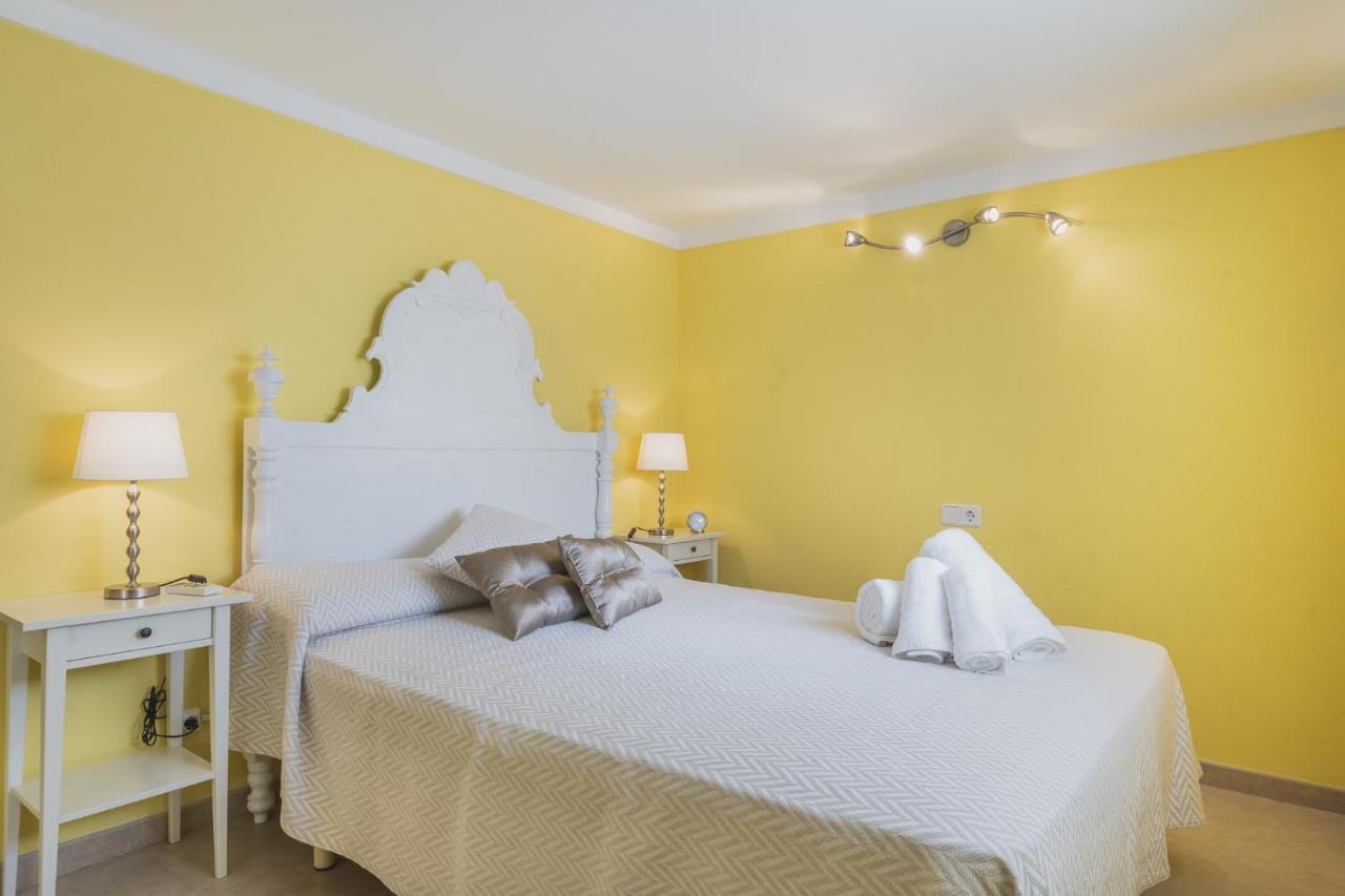 Villa Es Puig Búger Esterno foto